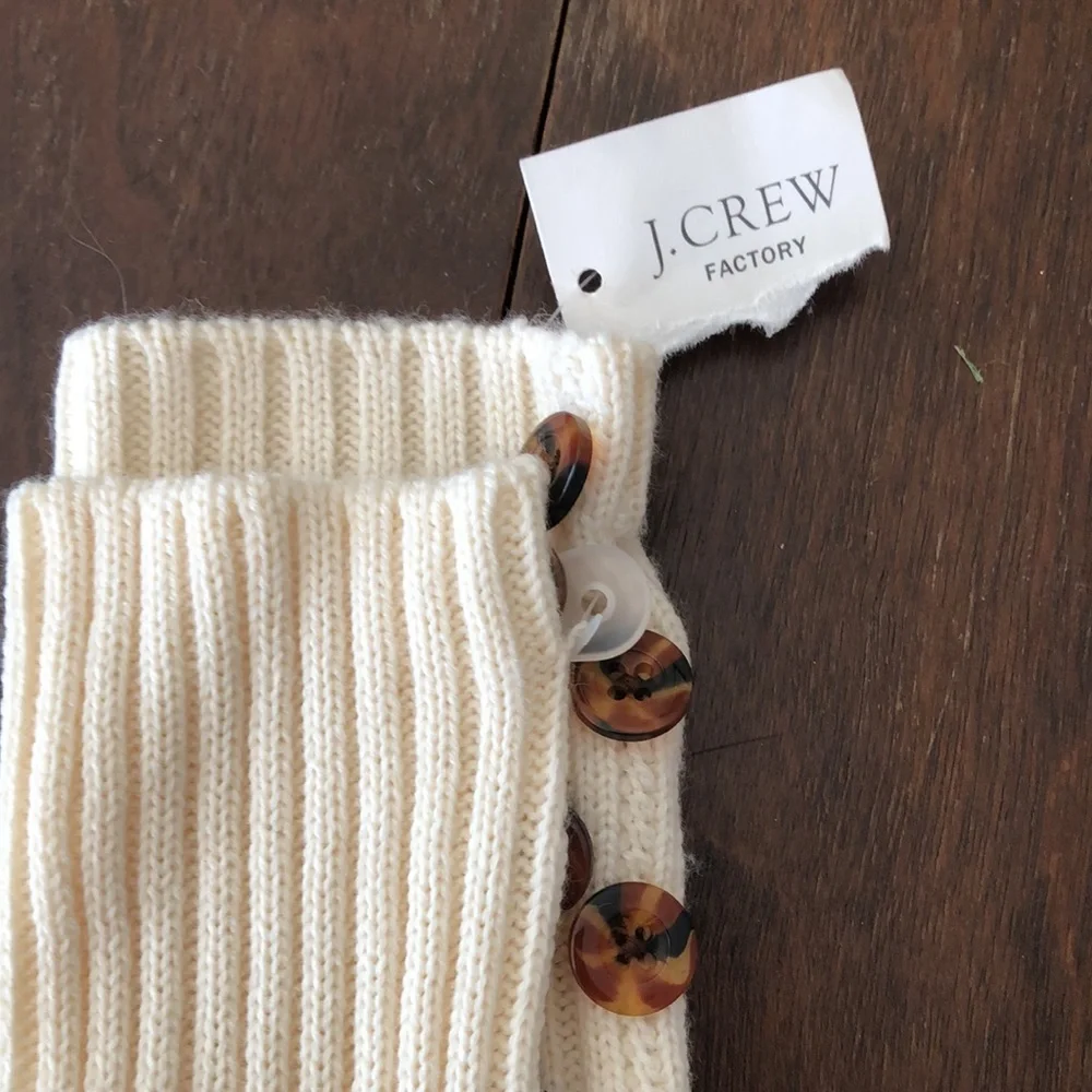 Gloves - Picture 2 of 2
